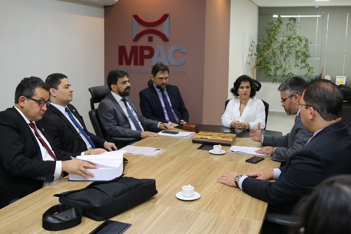 Membros do CNMP e do MP/AC Dermeval em viagem ao Acre