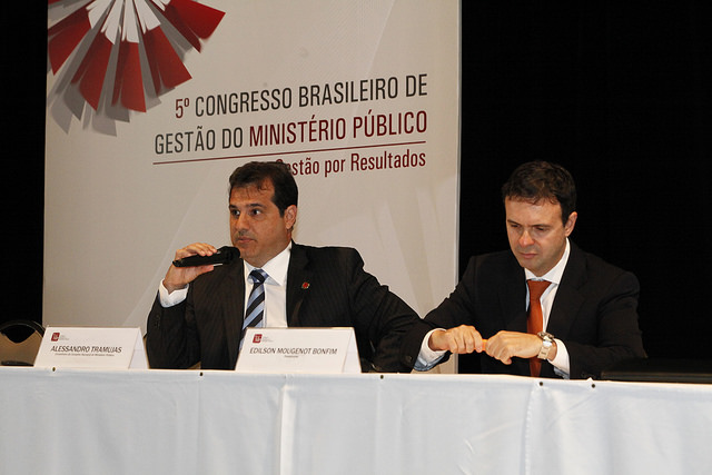 15415112668 aace6657ac z