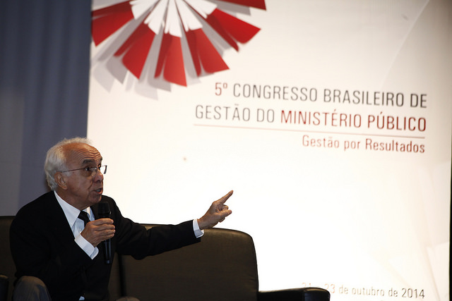 15583756786 df8bda3d52 z