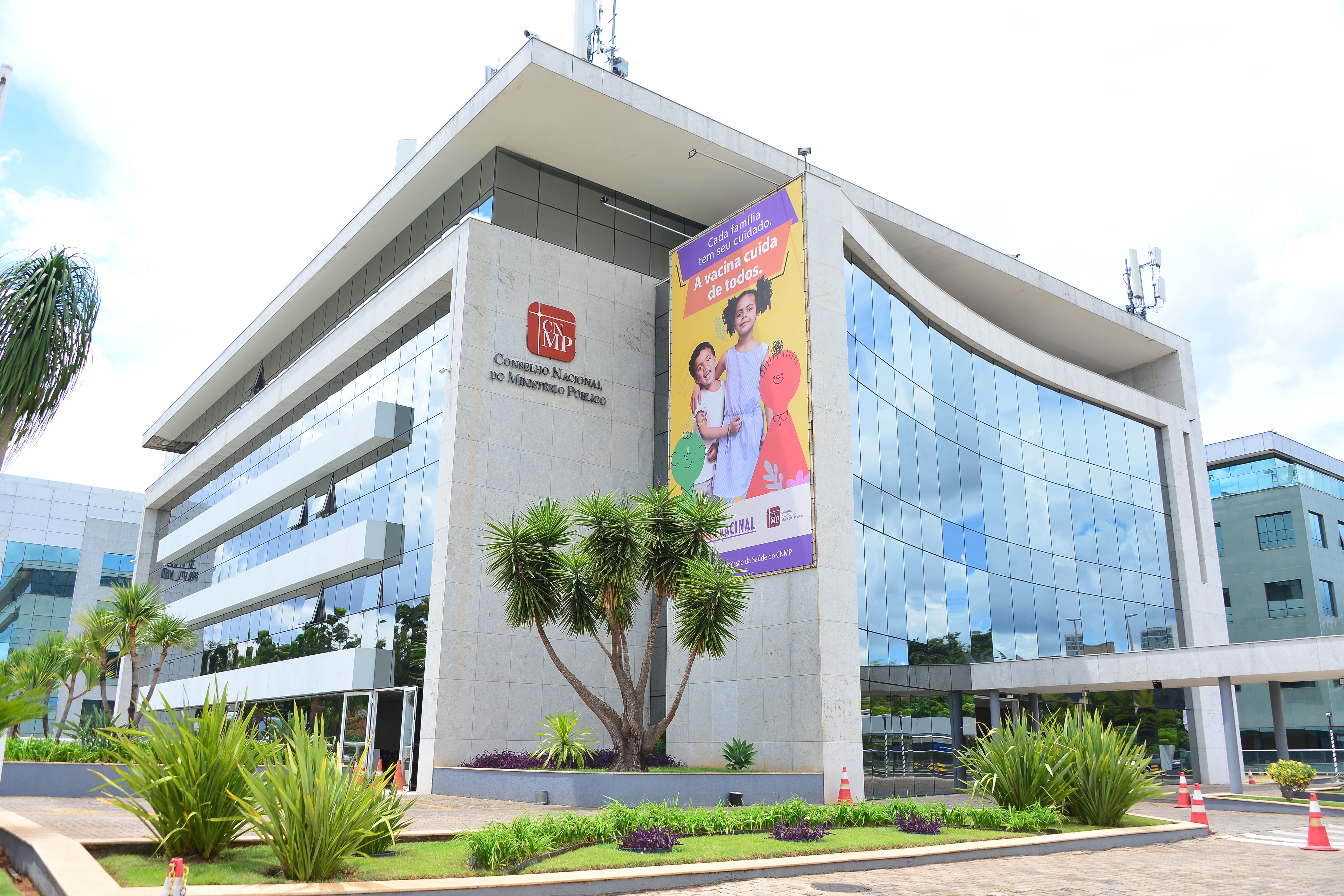 19 03 24 fachada sede 1494