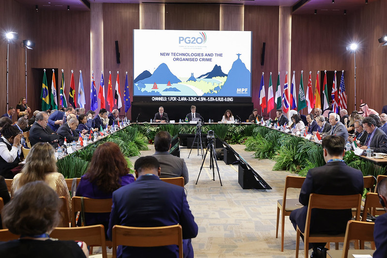 54085976105 b2b3491c11 c