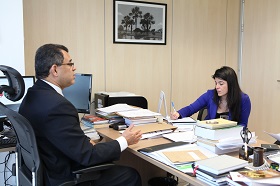 Conselheiro Antônio Duarte em reunião com diretora de ONG