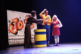 Projeto &ldquo;Jo&atilde;o Cidad&atilde;o&rdquo;, do CNMP, inspira pe&ccedil;a que lota Teatro Gua&iacute;ra no Paran&aacute;