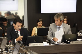 Conselheiro concede liminar e suspende atos de contrato firmado pela PRT no Paraná