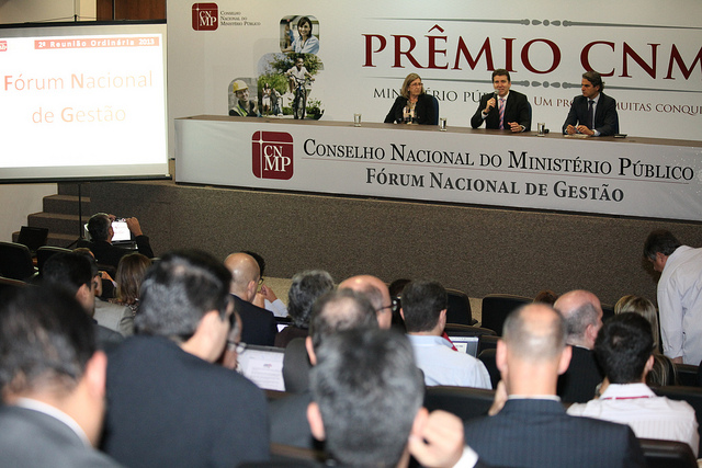 9452585232 92eccd5443 z