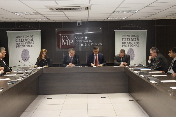 foto materia identidade cidada MG 1319