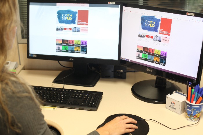 Computador mostrando o Portal do CNMP