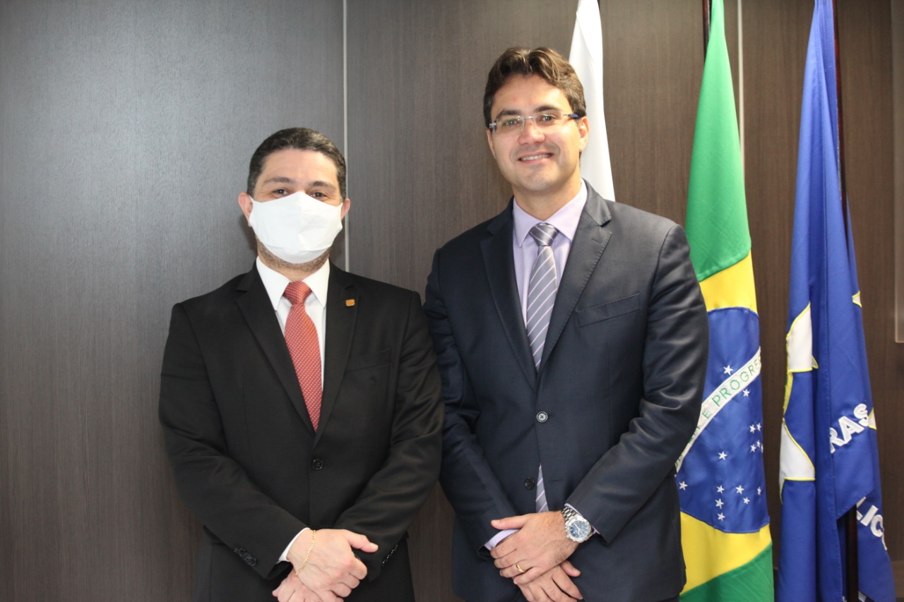 Conselheiros Luciano Nunes e Silvio Amorim