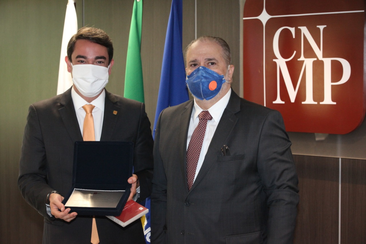 Conselheiro Luiz Bandeira e Augusto Aras