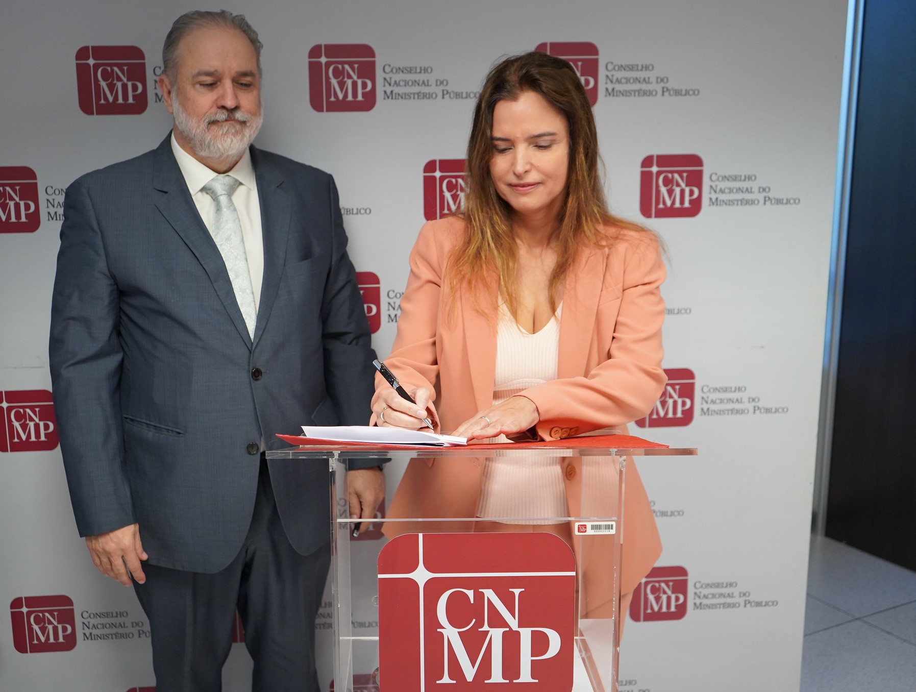 acordo mpdft procuradora2