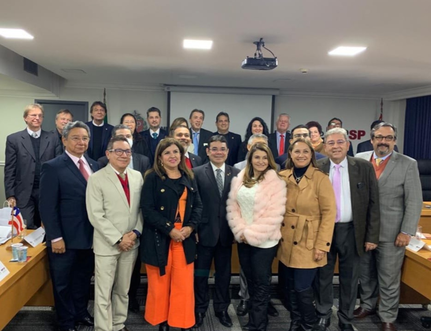 reuniao conselho ouvidores 1