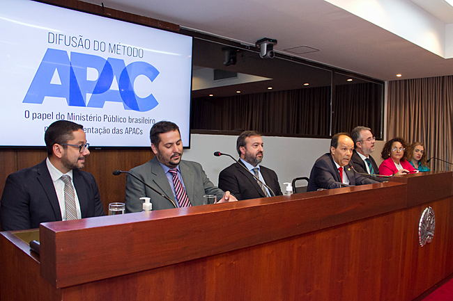 Em Minas, CNMP discute com representantes do MP brasileiro a disseminação do método Apac em todo o País 