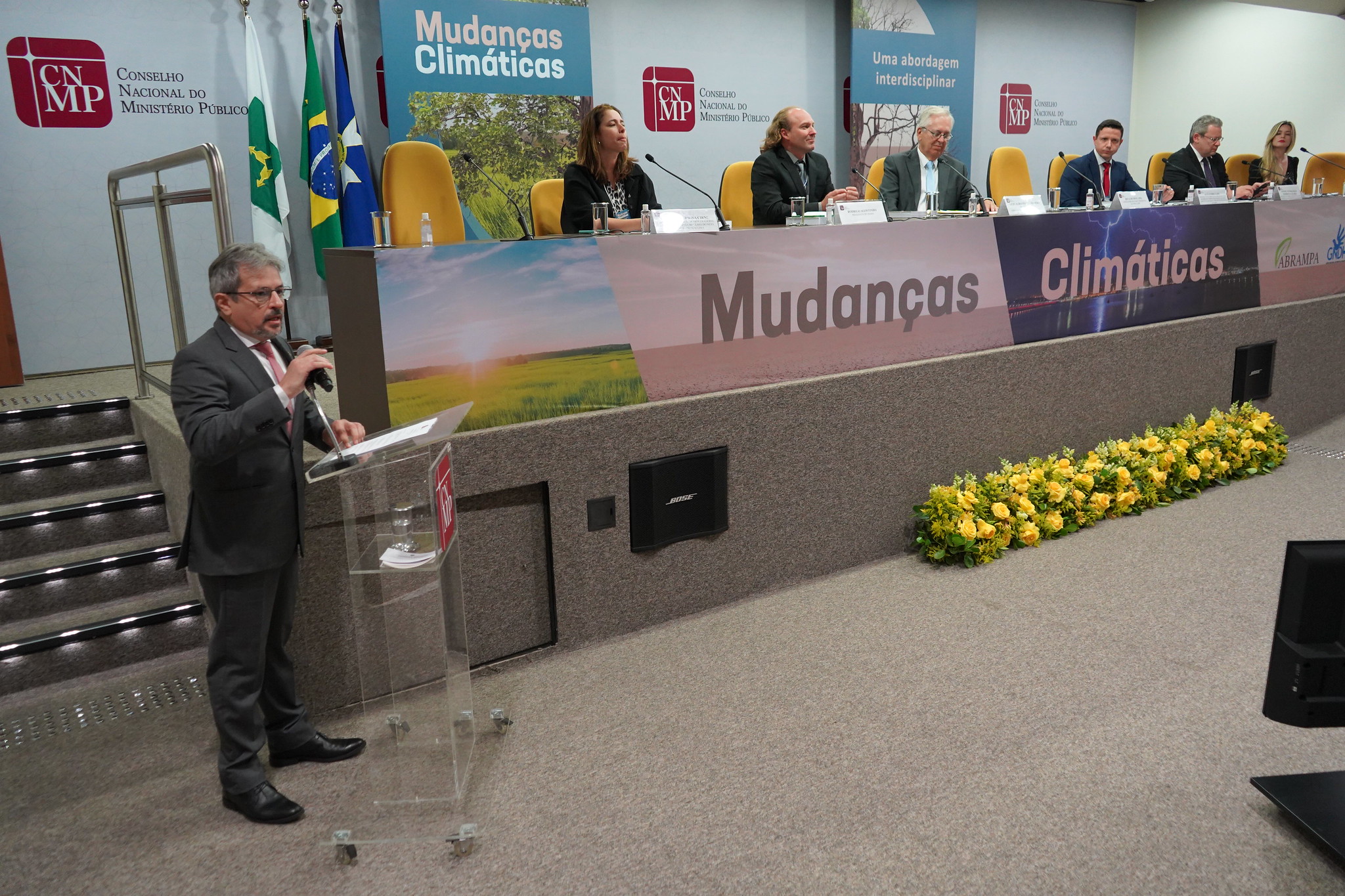 20 09 23 seminario mudancas climaticas 2