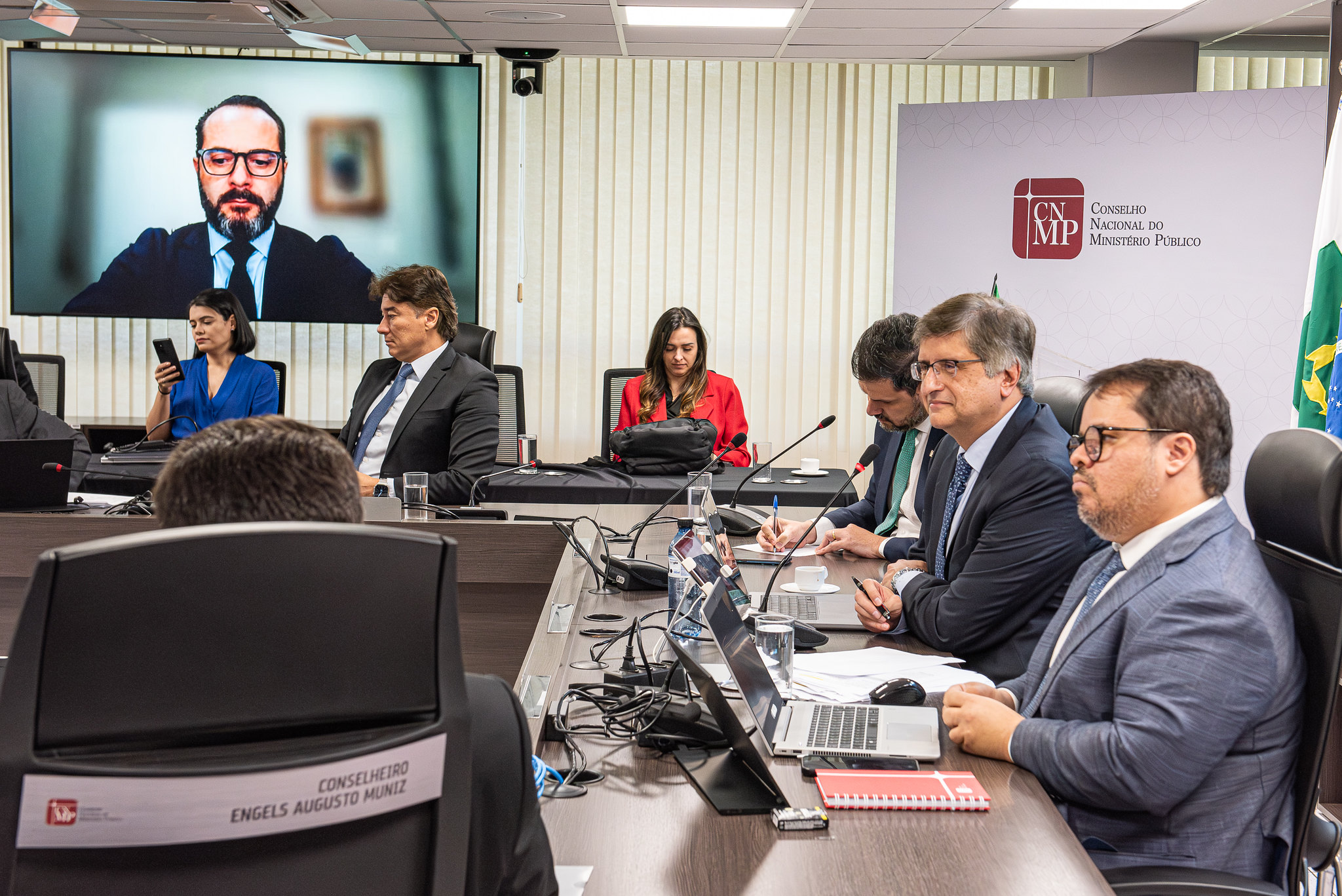 13 08 24 fernando comin sessao