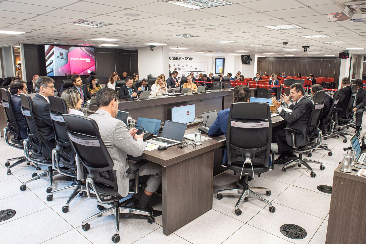 Plenário na 19 sessão