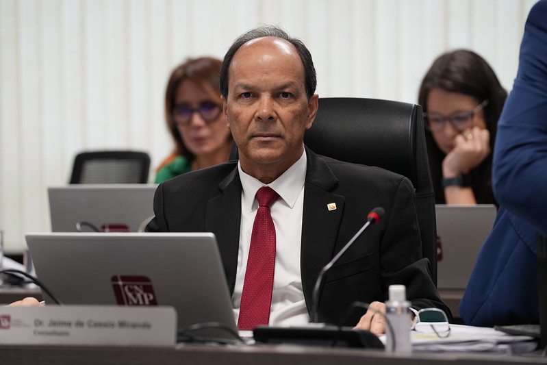 53583876986 f627517fe5 c