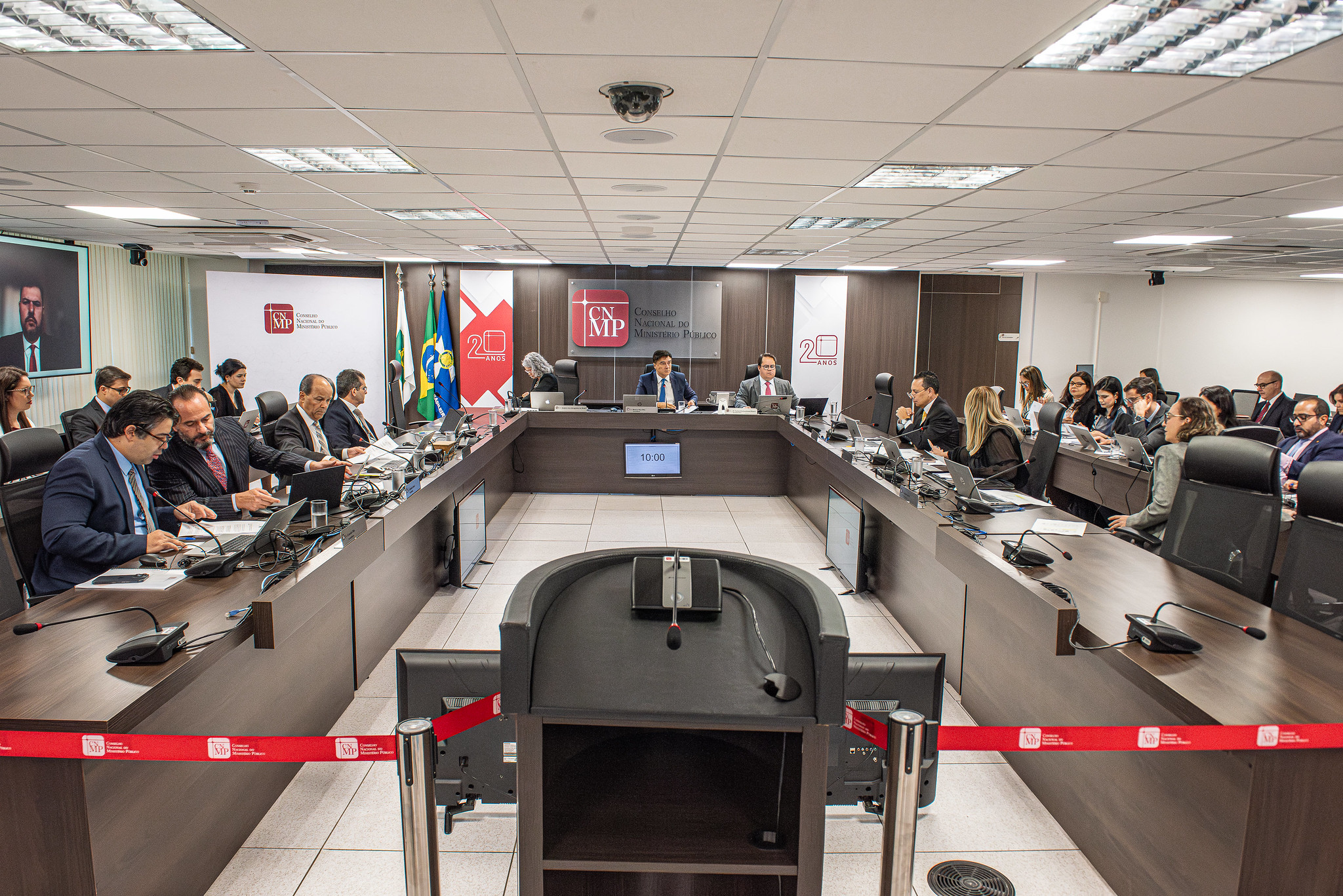 29 04 25 sessao plenario