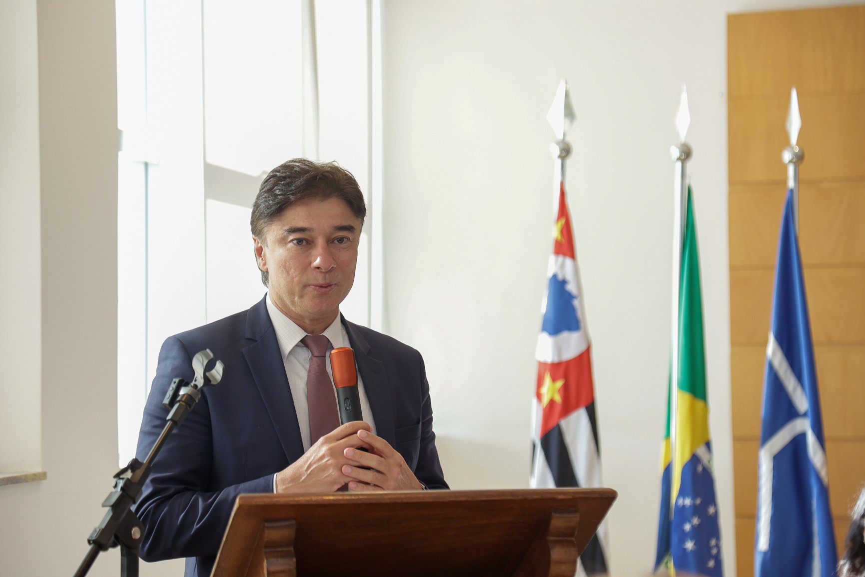 01 08 25 moacyr usp 1