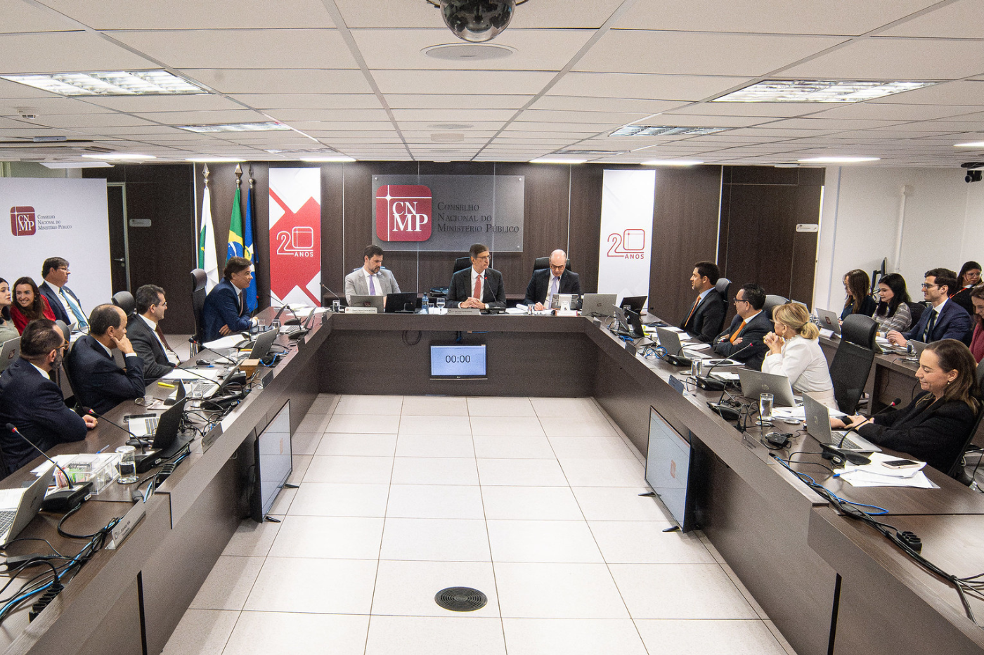 Plenário sessão 260825