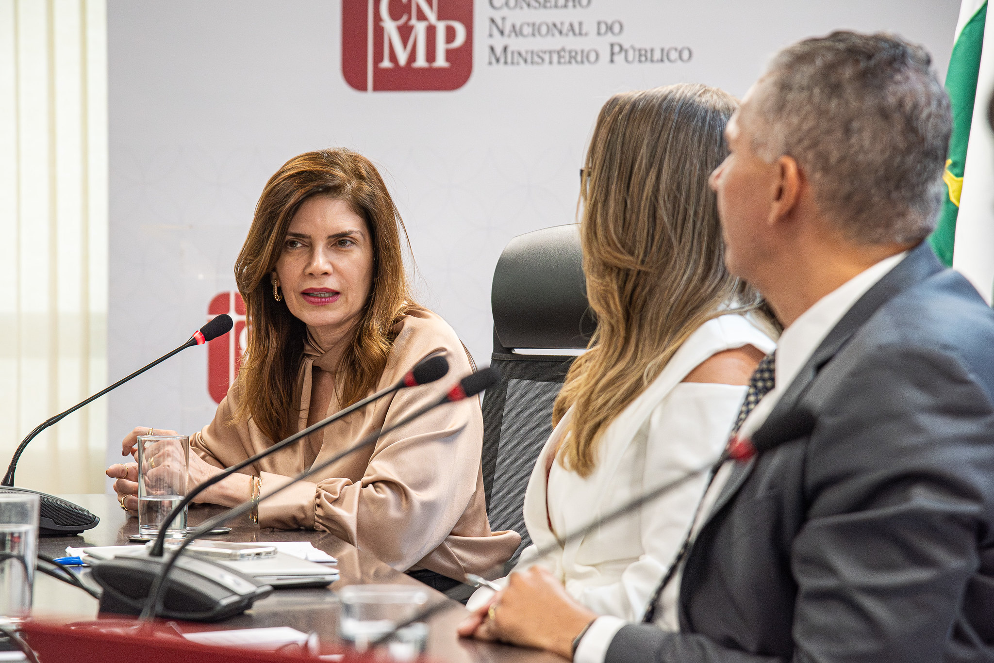 04 12 25 dialogos ambientais 2