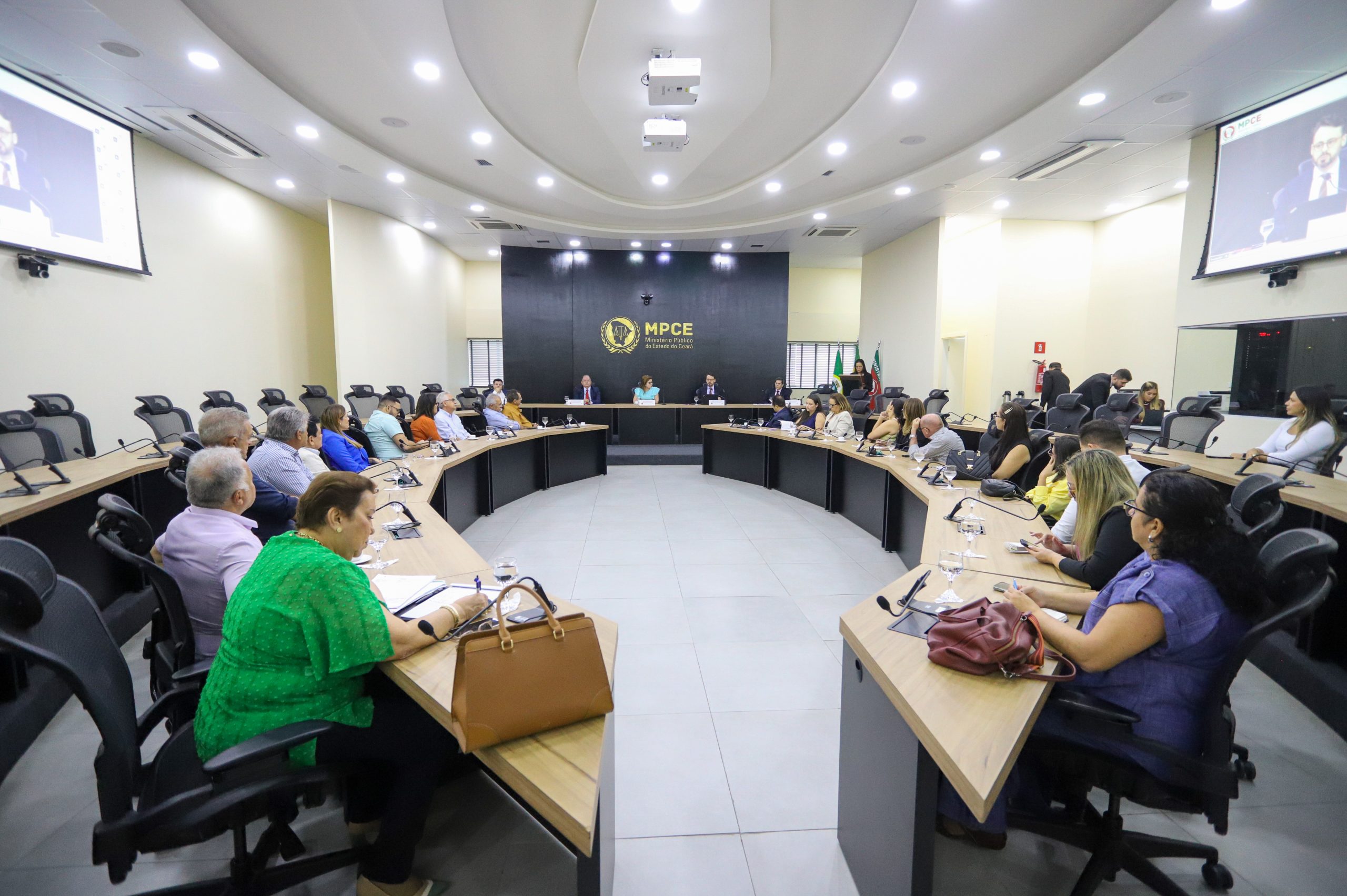 03 09 25 correicao mpce