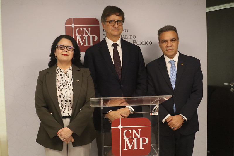 55088280127 a4195240f4 c