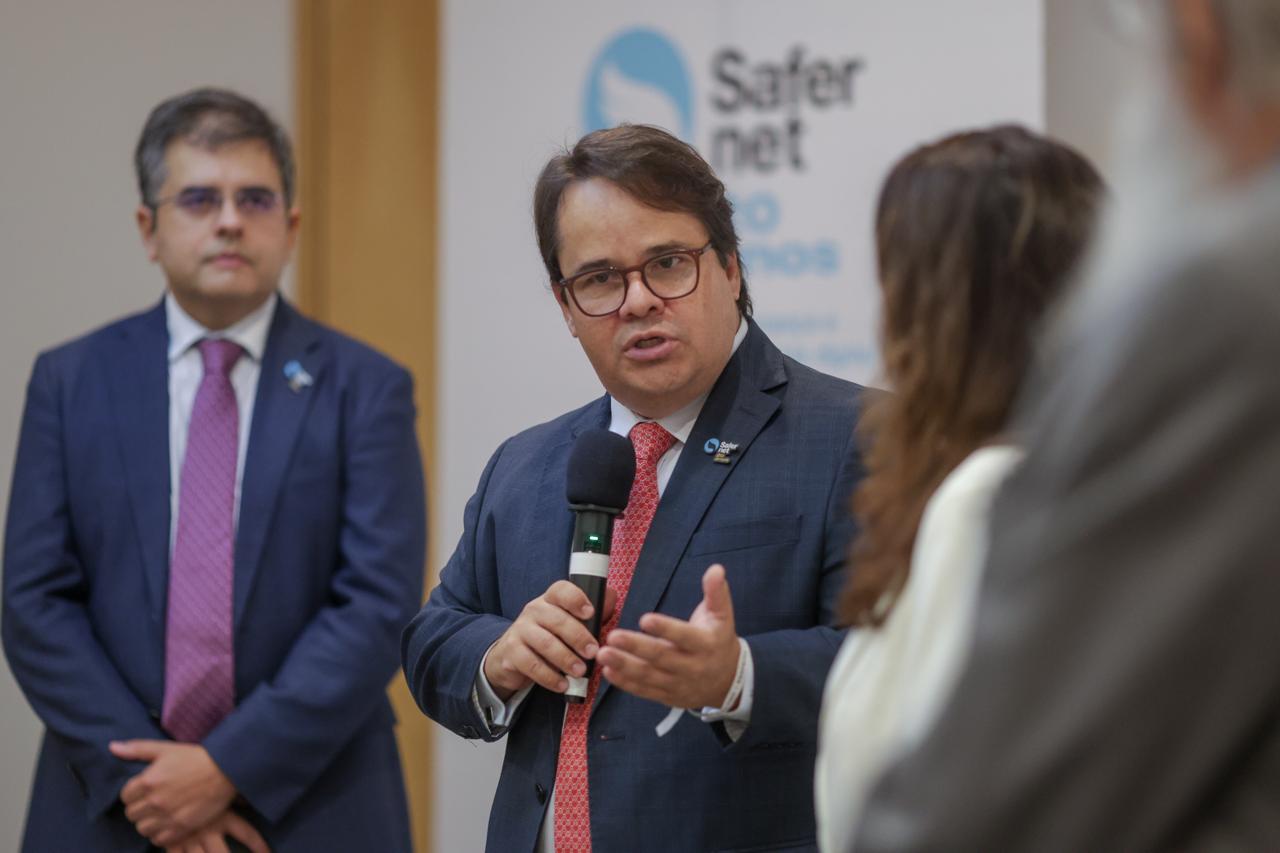 Carlos Vinícius dia da internet segura 2