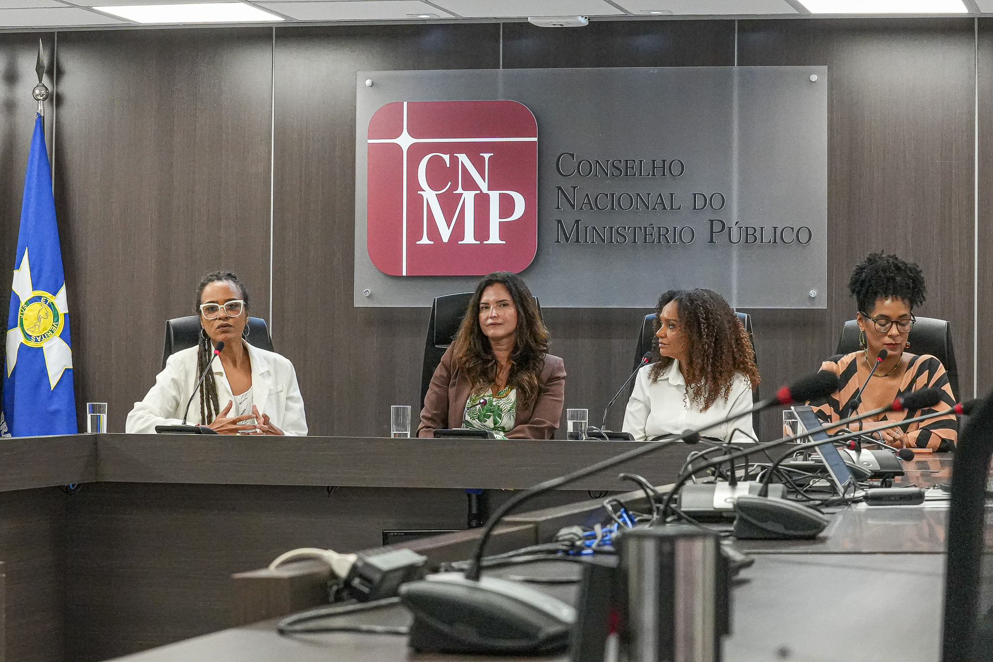 260703 CDDF Dialogos Fundamentais Bem Viver Leonardo Prado