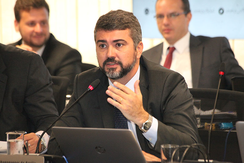 Conselheiro Valter Shuenquener