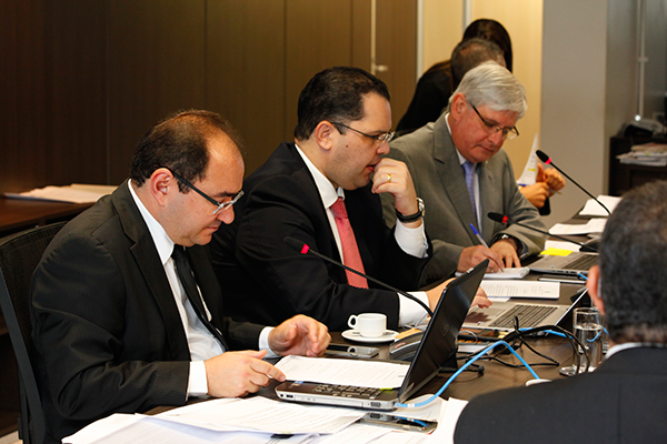 Plen&aacute;rio do CNMP, e o conselheiro Cl&aacute;udio Portela