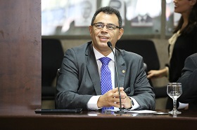 d5a0754d d833 44cc 8cec 4c1336ace2a5