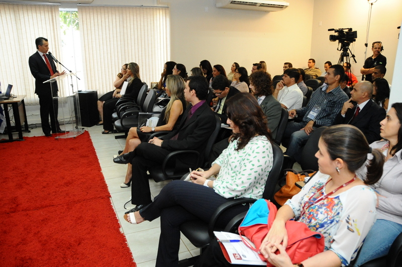 abertura do curso persecução penal palmas 05 09 2013